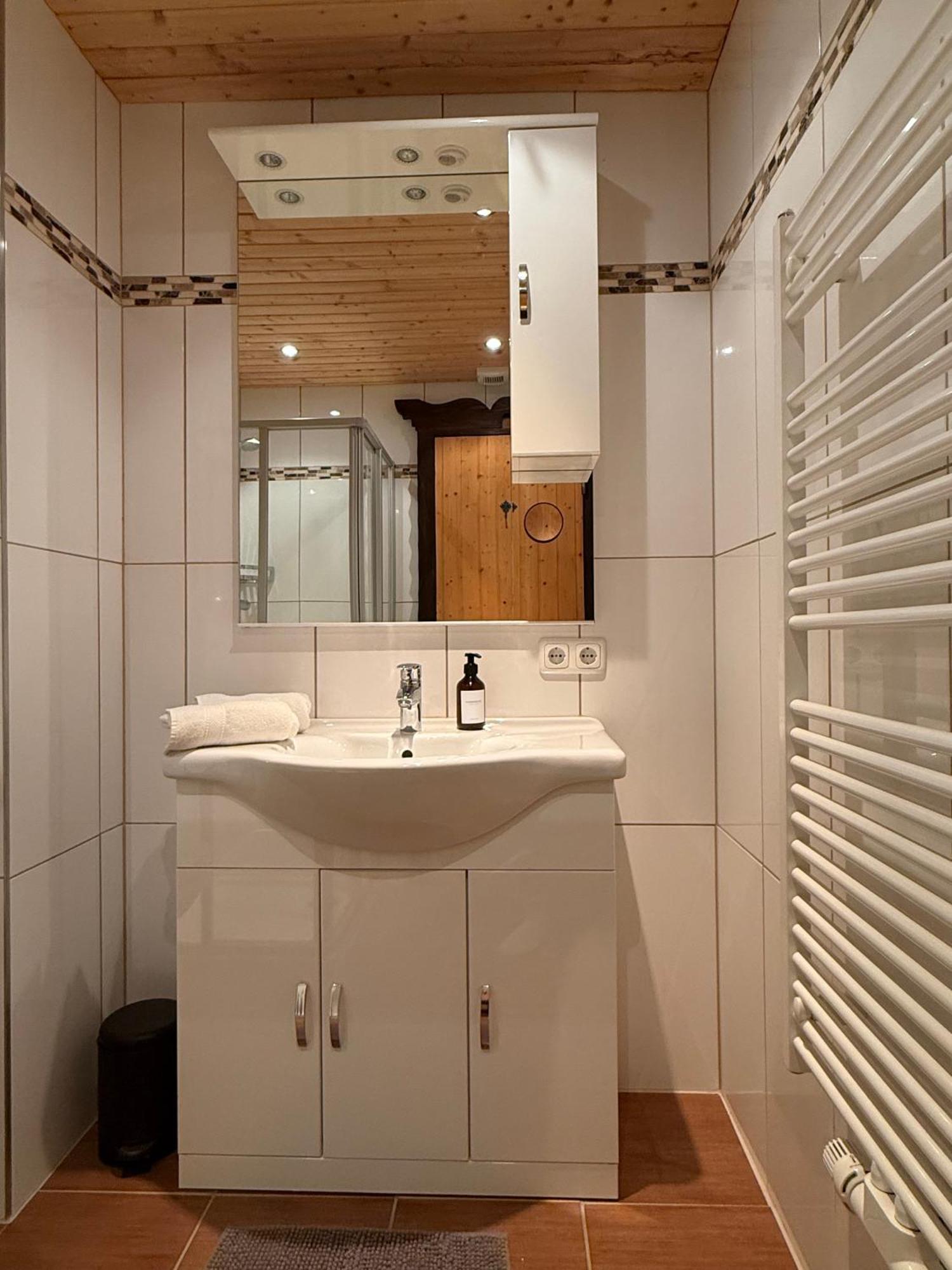 Ferienwohnung & Spa Renate Sibratsgfall Ngoại thất bức ảnh